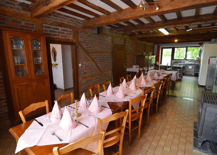 Inviting Holiday Home In Beauraing