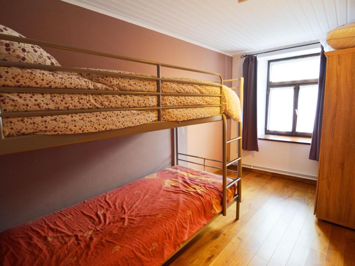 Inviting Holiday Home In Beauraing Holiday home
