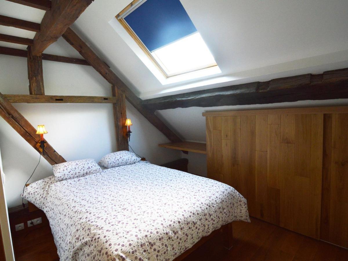 Holiday home Inviting Holiday Home In Beauraing Honnay