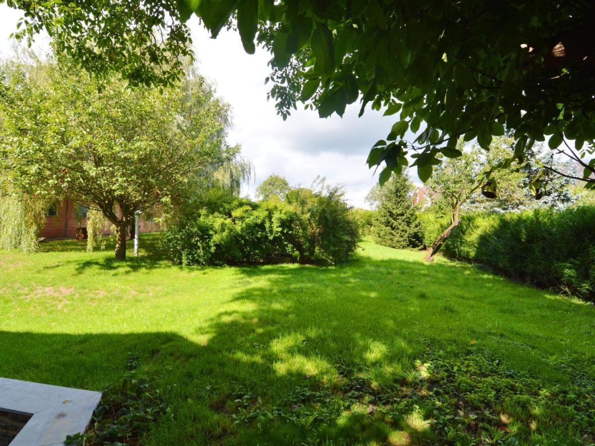 Inviting Holiday Home In Beauraing