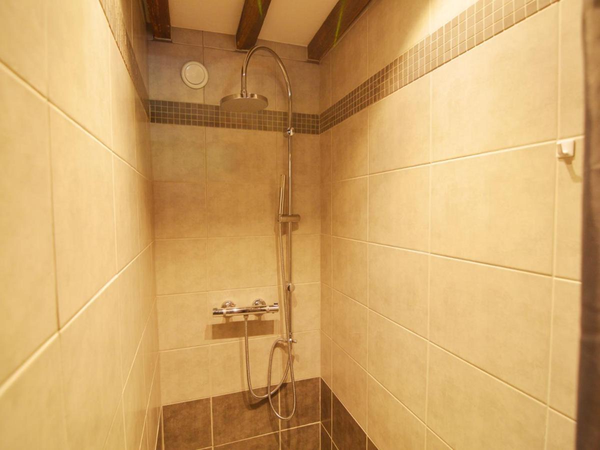 Inviting Holiday Home In Beauraing
