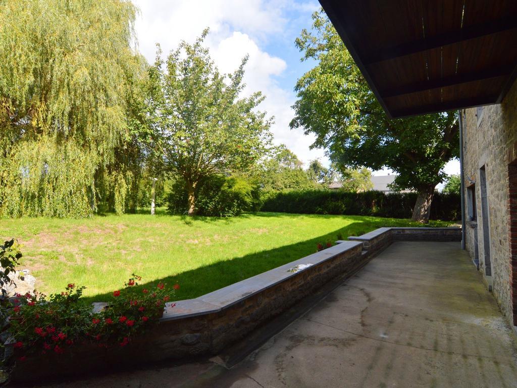 Inviting Holiday Home In Beauraing Holiday home